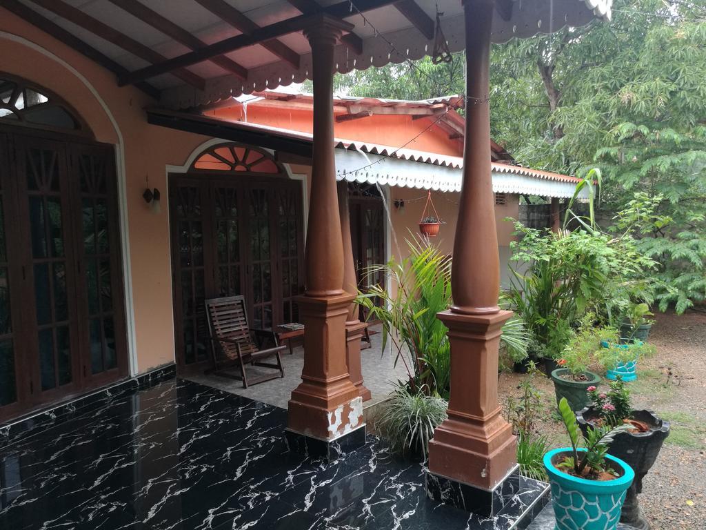 Sigiri Sara Home Stay Nice Village Сигирия Екстериор снимка