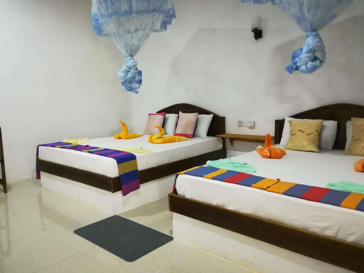 Sigiri Sara Home Stay Nice Village Сигирия Екстериор снимка